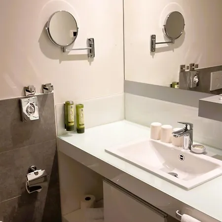 Grimm's Berlin Potsdam