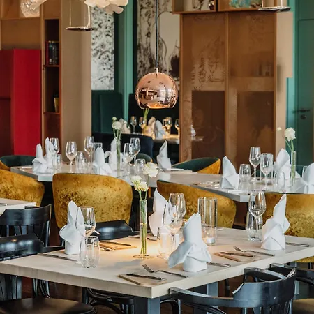 Grimm's Berlin Potsdam 3*