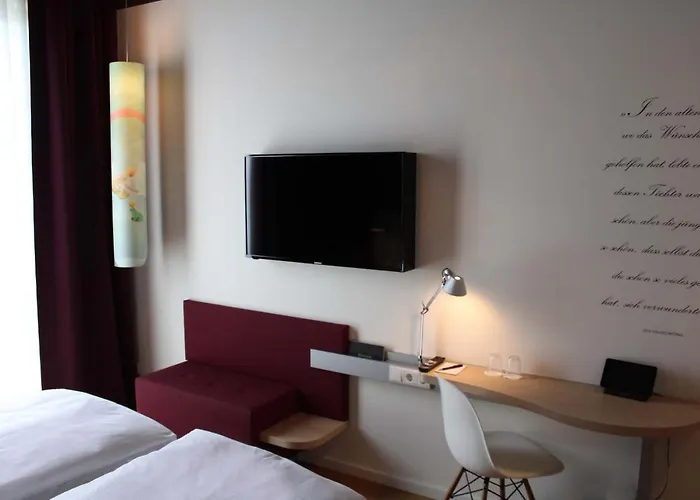 Hotel Grimm's Berlin Potsdam 3*