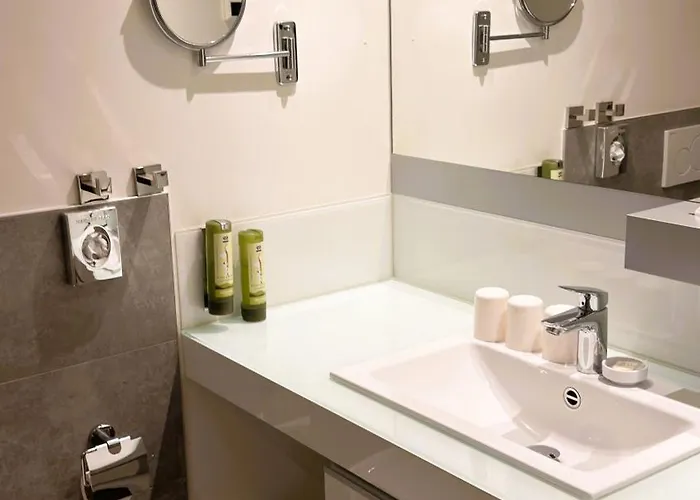 Grimm's Berlin Potsdam